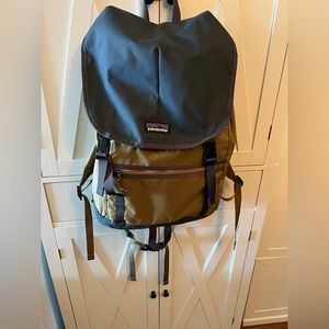 Patagonia Drawstring top Arbor Backpack